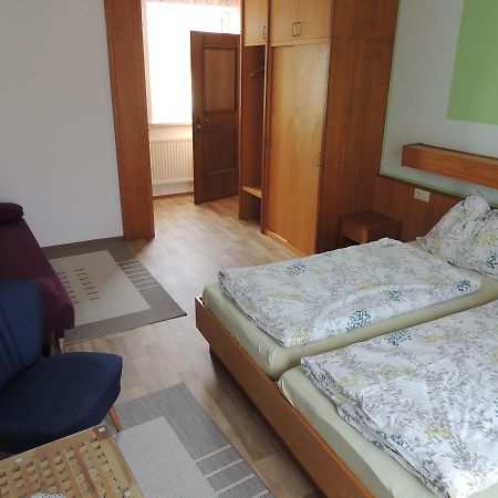 Kirchenwirt Inn Kreuzen  Экстерьер фото