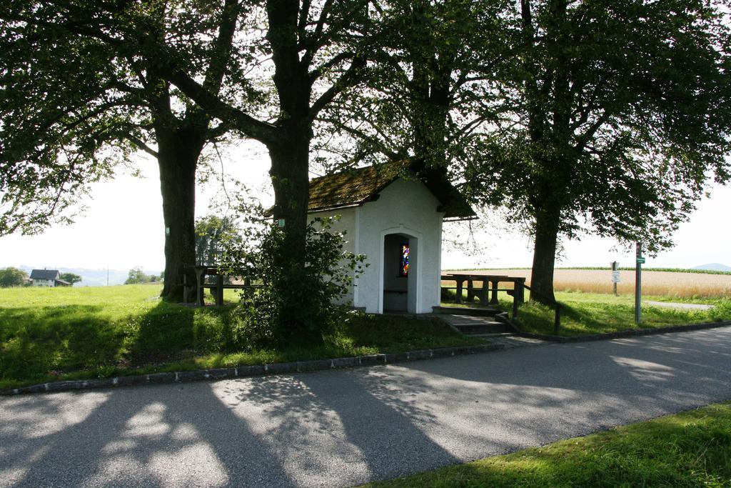 Kirchenwirt Inn Kreuzen  Экстерьер фото