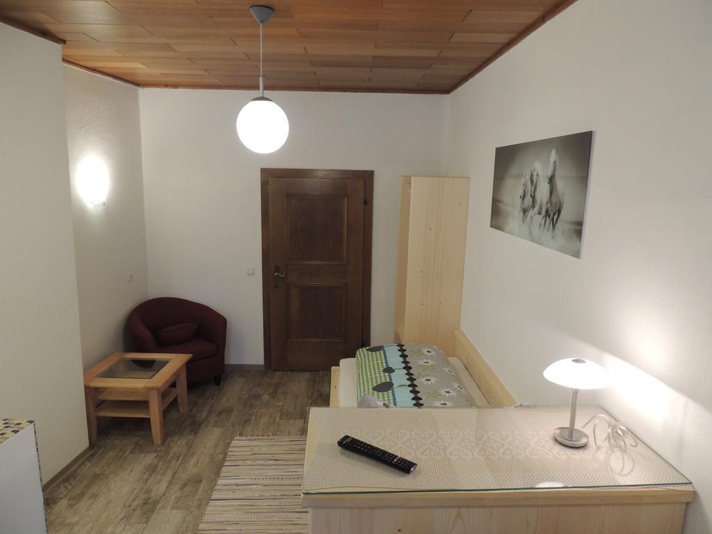 Kirchenwirt Inn Kreuzen  Экстерьер фото