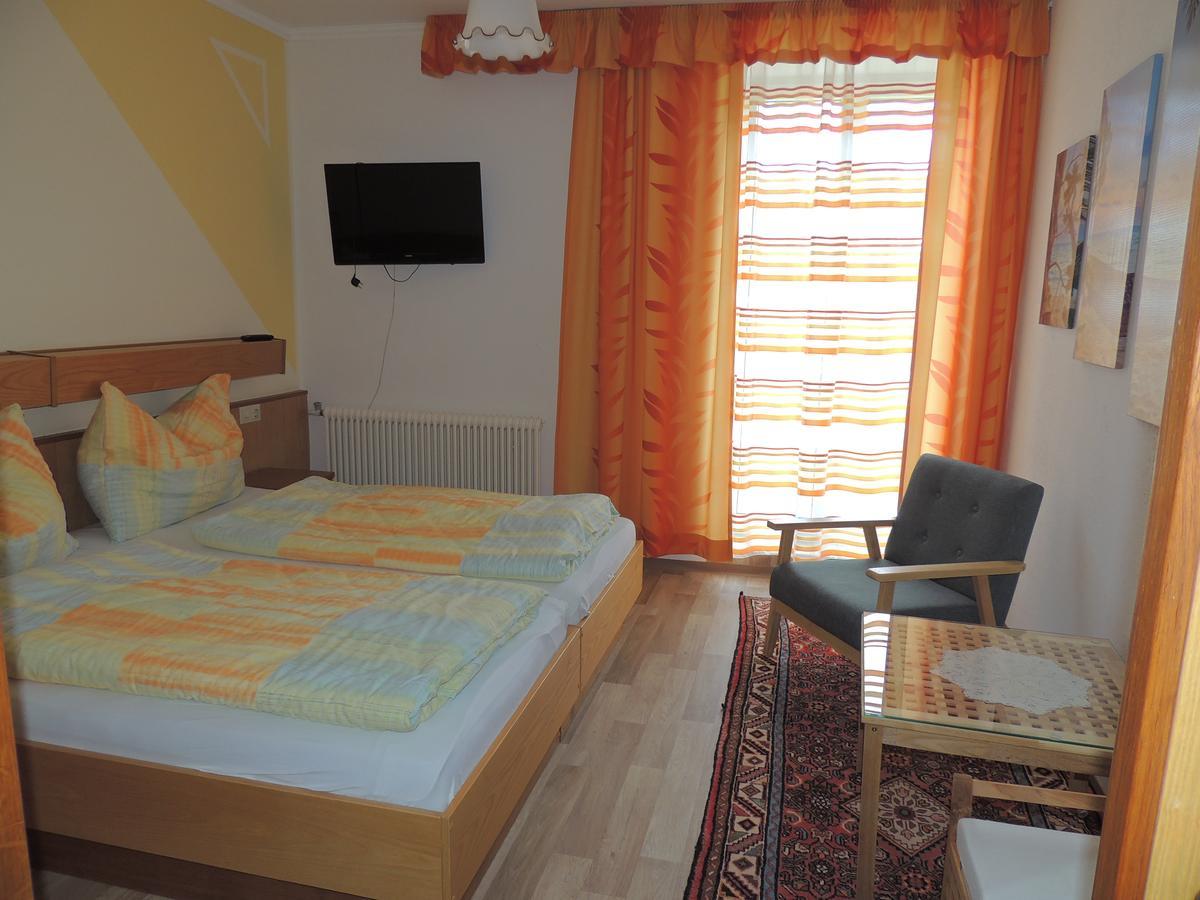 Kirchenwirt Inn Kreuzen  Экстерьер фото